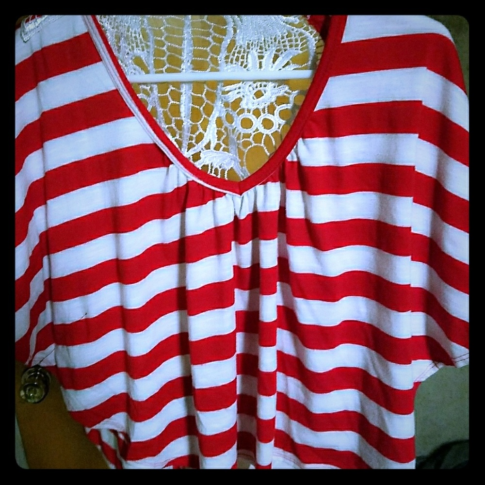 Rue 21 small crop top